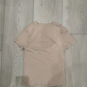 Vuori Light Beige Short Sleeve Tee